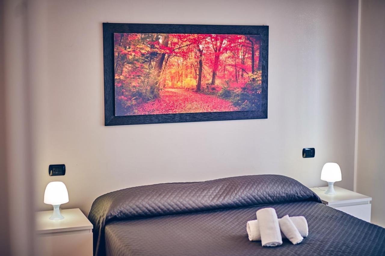 Travelershome 7Metri Guesthouse Ciampino Exteriér fotografie