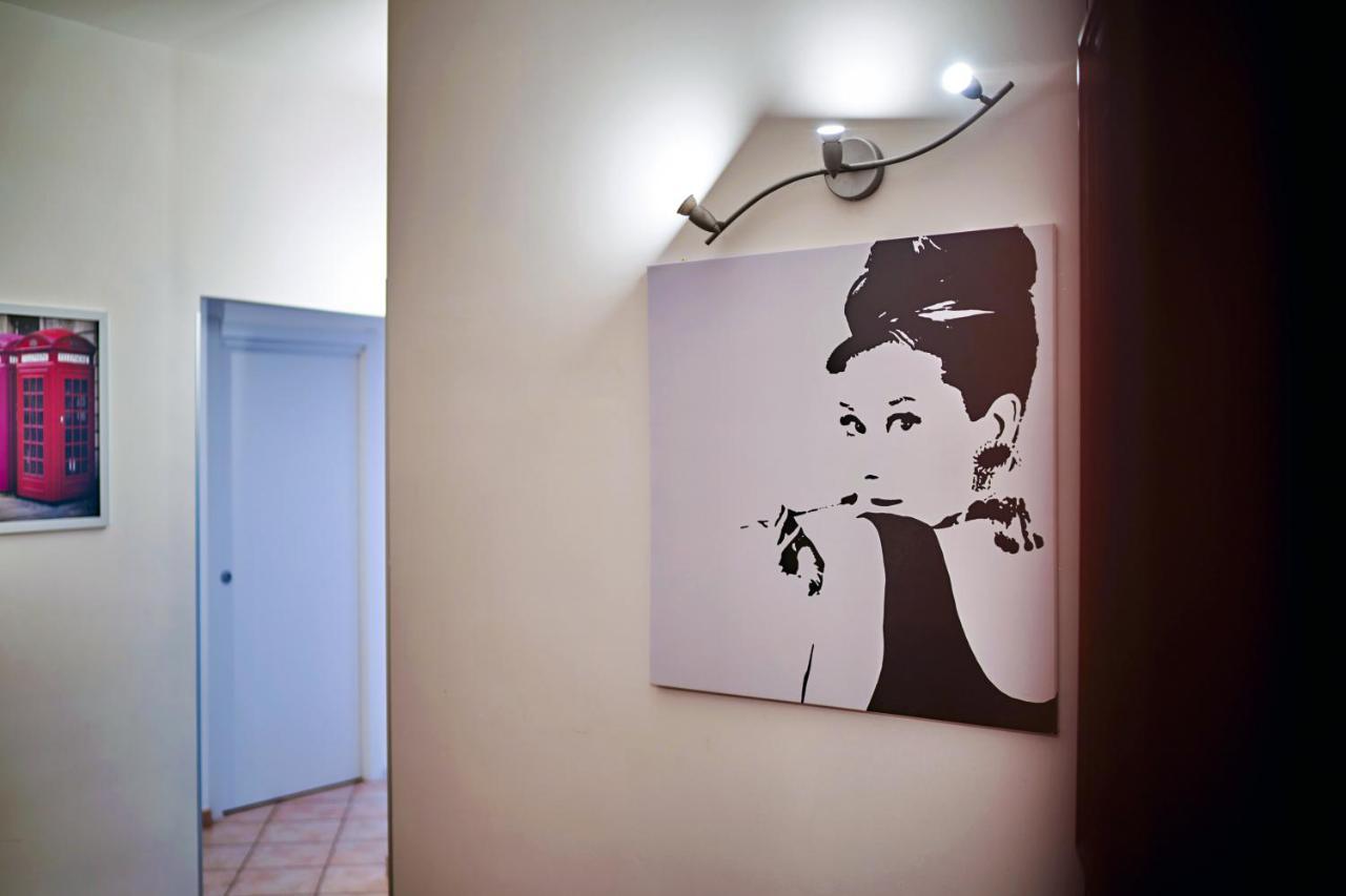 Travelershome 7Metri Guesthouse Ciampino Exteriér fotografie