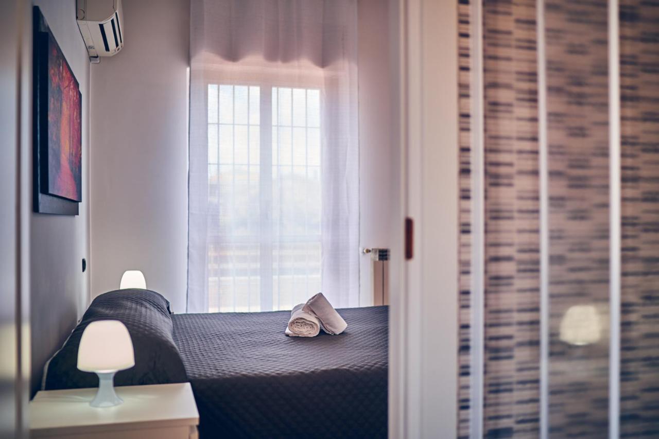 Travelershome 7Metri Guesthouse Ciampino Exteriér fotografie