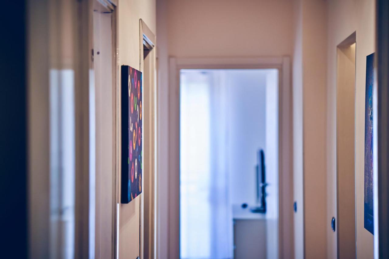 Travelershome 7Metri Guesthouse Ciampino Exteriér fotografie