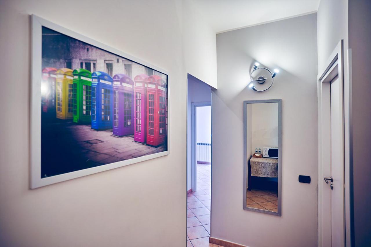 Travelershome 7Metri Guesthouse Ciampino Exteriér fotografie