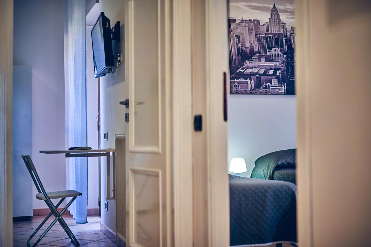 Travelershome 7Metri Guesthouse Ciampino Exteriér fotografie