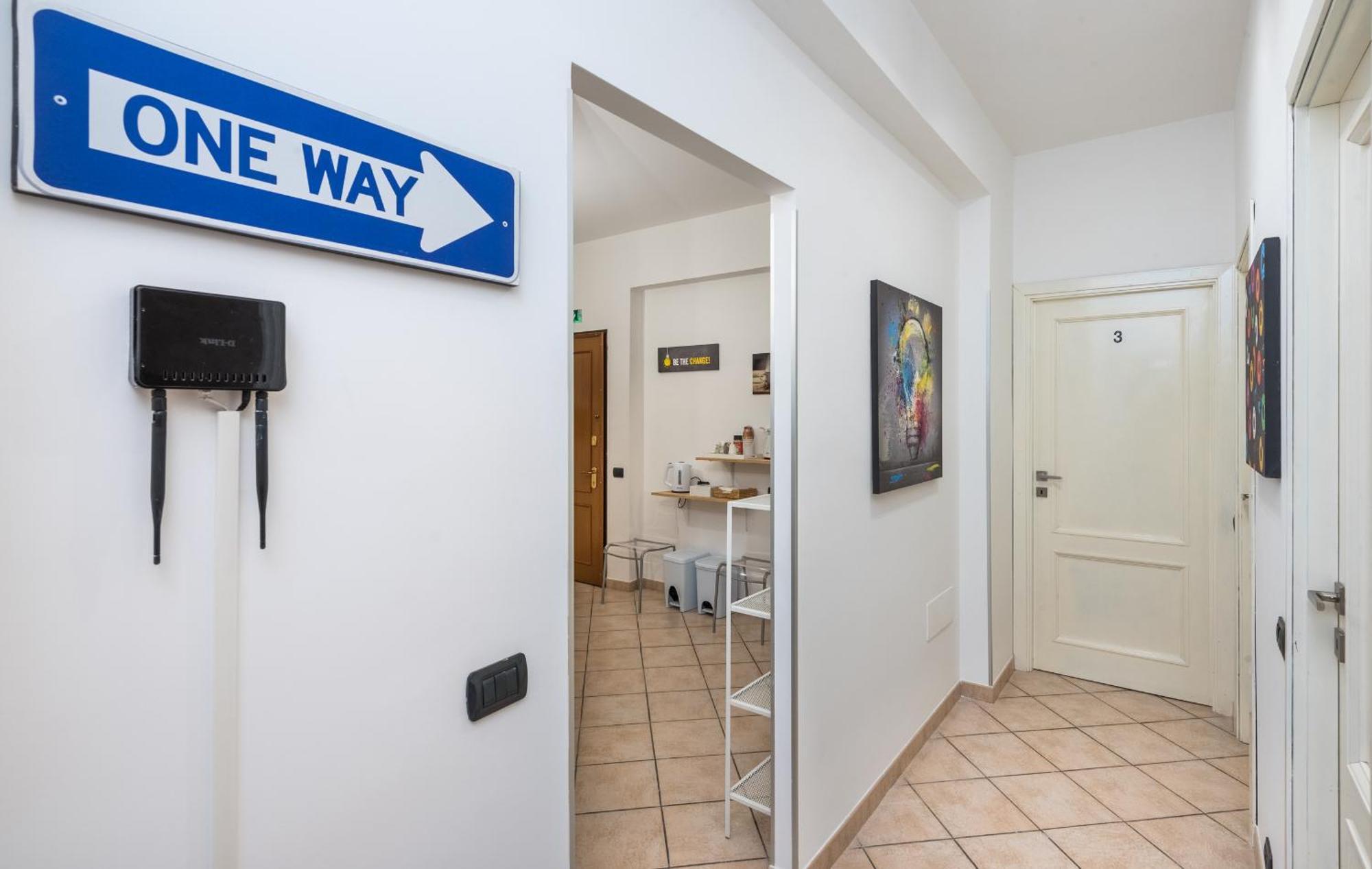Travelershome 7Metri Guesthouse Ciampino Exteriér fotografie
